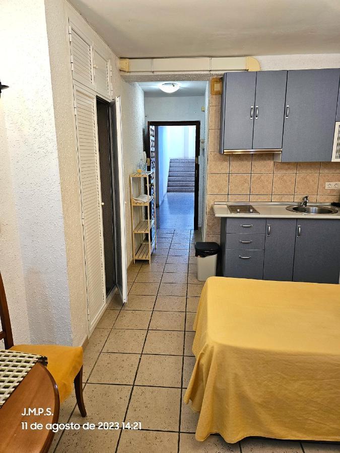Estudio Acogedor Y Tranquilo En Zona Estupenda フエンヒロラ エクステリア 写真