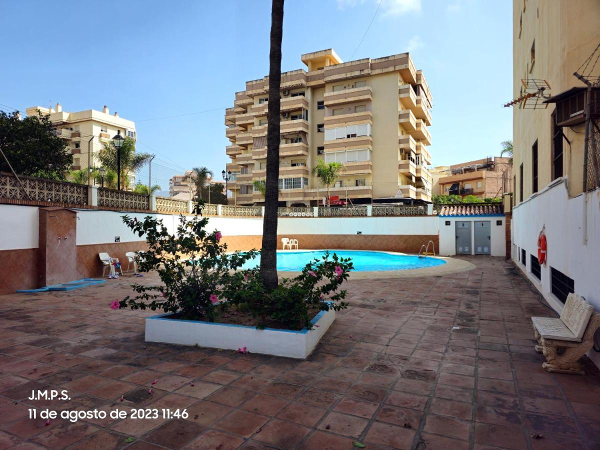 Estudio Acogedor Y Tranquilo En Zona Estupenda フエンヒロラ エクステリア 写真
